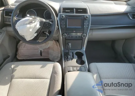 2016 Toyota Camry Hybrid z USA, uszkodzony, nr VIN 4T1BD1FK5GU179176